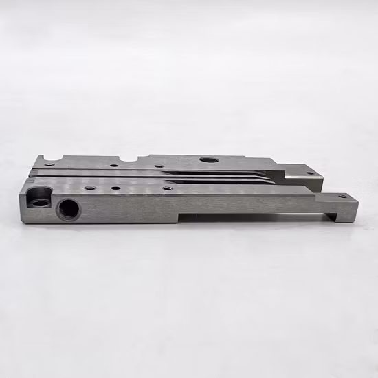 Peças de serviço de usinagem CNC personalizadas de precisão, protótipos de metal, peças de alumínio